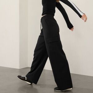 Athleta CARGO PROMENADE HIGH RISE PANT black sz M streetwear oversized